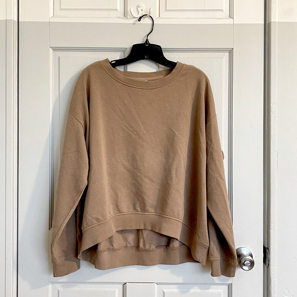 H&M Basics oversized soft tan slouchy crew neck sweatshirt, size M